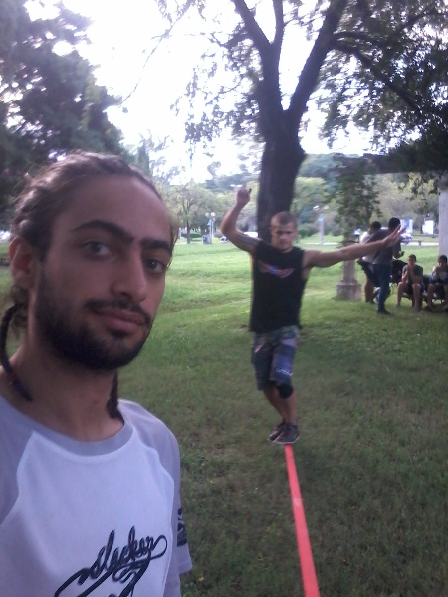 PabloSlackvida's tweet photo. Felizcumple zeta aseguir evolucionando enla vida hermano #slackline #slackfamily #naturayamigos #puravida https://t.co/TyFBdypJay
