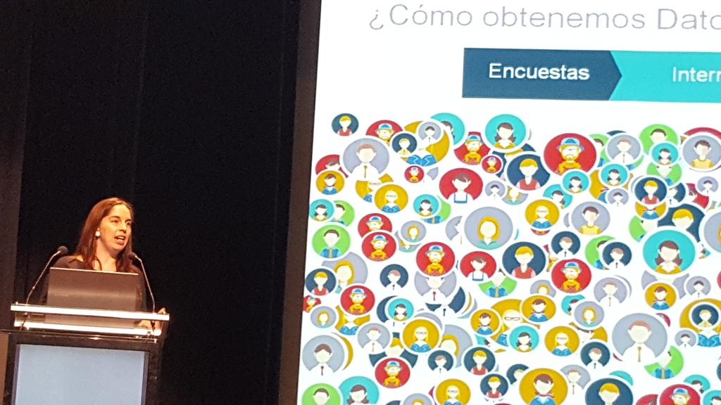 leoferres's tweet photo. @lbravoc dando uno de los keynote en @BigDatachllng @Tidchile @FTelefonica_CL @IngenierosUDD https://t.co/Oeila8LvMW