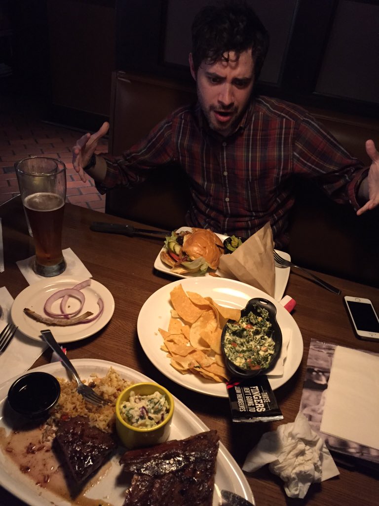 JaphyCreative's tweet photo. At @TGIFridays Japhy Creative: unofficial sponsor of Friday's. https://t.co/UUT4f0GE4l