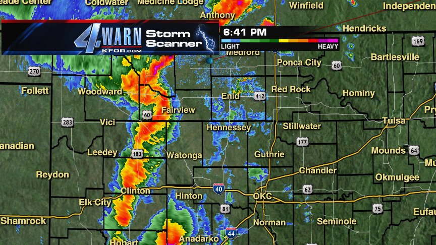 MikeMorganKFOR's tweet image. Bow shape denotes damaging winds here in NW OK.  Heavy rain and hail also continue.  #okwx #bowecho