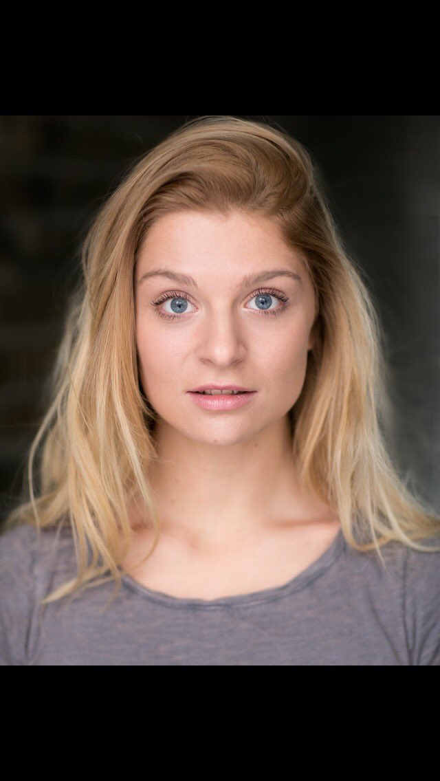 TaleSmugglers's tweet image. Cast announcement for our upcoming short film 'A Stranger Encounter' @TobyLaurence @LydiaLakemoore