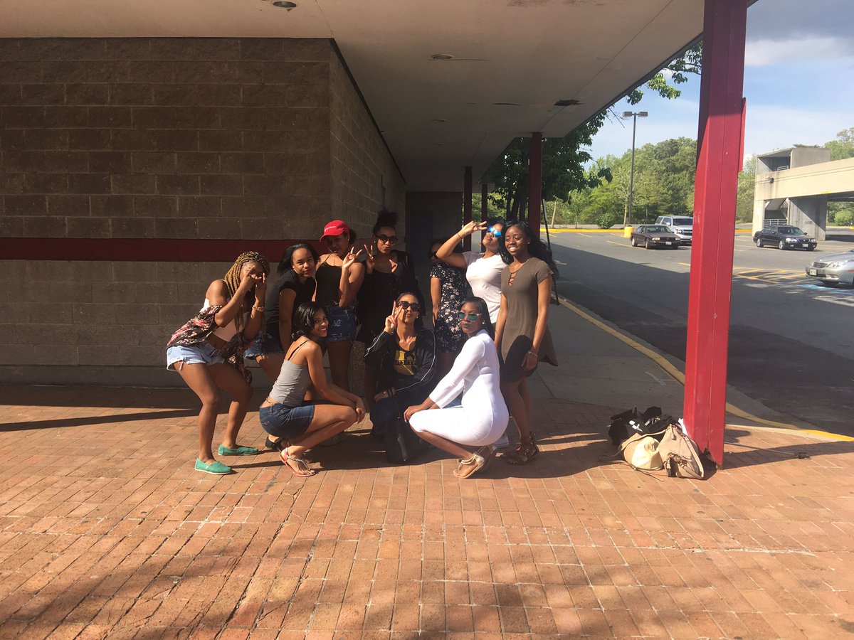 ERHSRaiderCheer's tweet photo. When your team is full of baddies 😍🎀💕 https://t.co/g25w7cwe4c