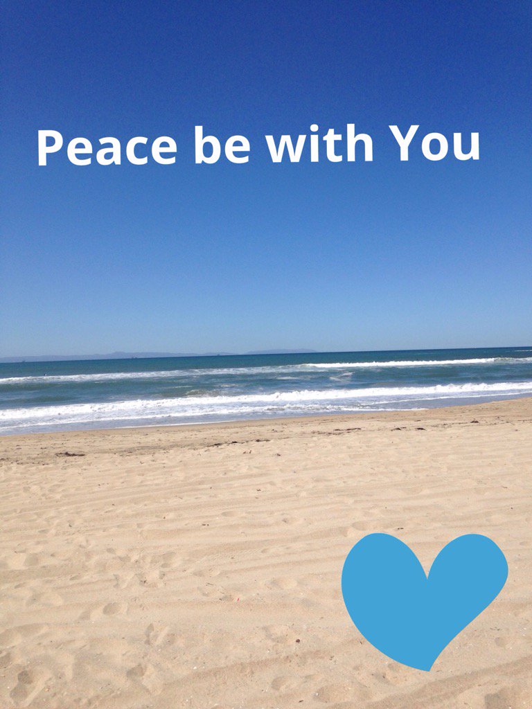 caroldek7's tweet photo. #yogaonthebeach #saturdayyoga #tower14 https://t.co/DSJ4VZEZNA
