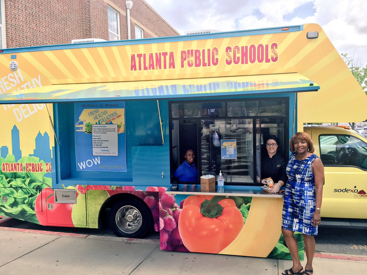 Treegrubber's tweet photo. ICYMI: Today @sodexoUSA and #APS launched #wellnessonwheels #Gradyhigh @LeslieGrantBOE1 @WestmorelandATL @ATLsuper https://t.co/GmMb02qL5O