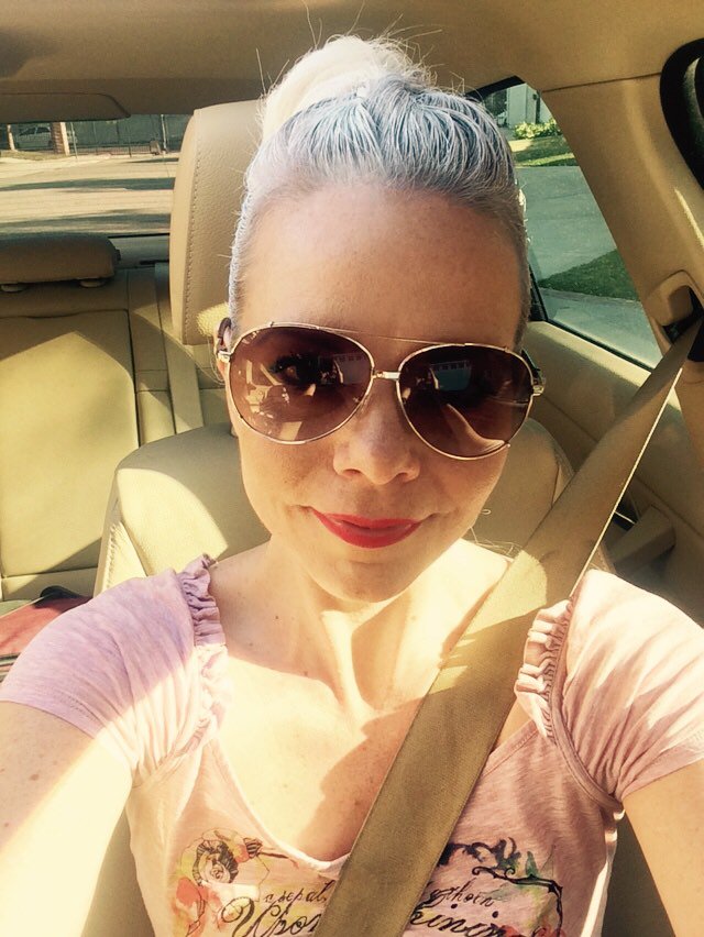 LisaDondlinger's tweet photo. Something was different about my drive home...😉 @TheVoiceHair @NBCTheVoice #strings #Musicians #musicianslife 🎶🎻🎤 https://t.co/Gk6OXSVHJH