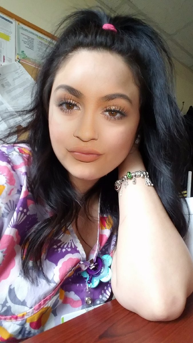 #Snapchat #TheNewKylie #OMG #IWantHerEyelashes