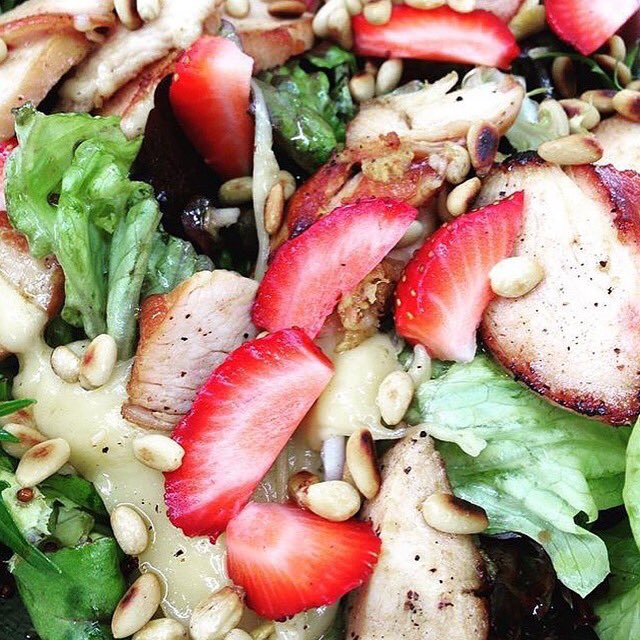 Sabyscafe's tweet photo. It's on again for today's 'You're Special" The Green salad with smoked baked chicken, cheese, fruits and pine nuts https://t.co/QrHisiCiQo