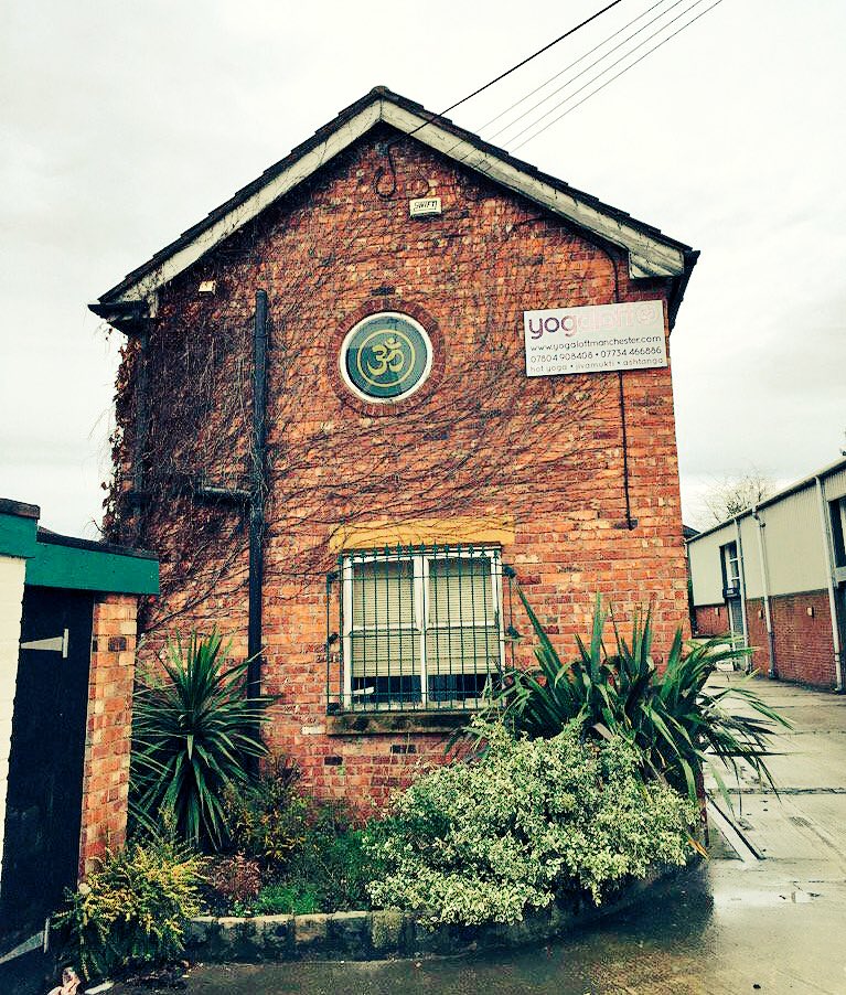 JamesTorkington's tweet photo. If you live over Eccles, Monton, Worsley way, you really should check out @TheYogaLoft https://t.co/KkwSCvI8FY