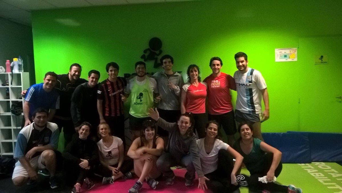 bonhftc's tweet photo. Frío? En nuestro #runningteam parece que no importa #runningfuncional #cadavezsomosmas https://t.co/DLPrKFt1RA