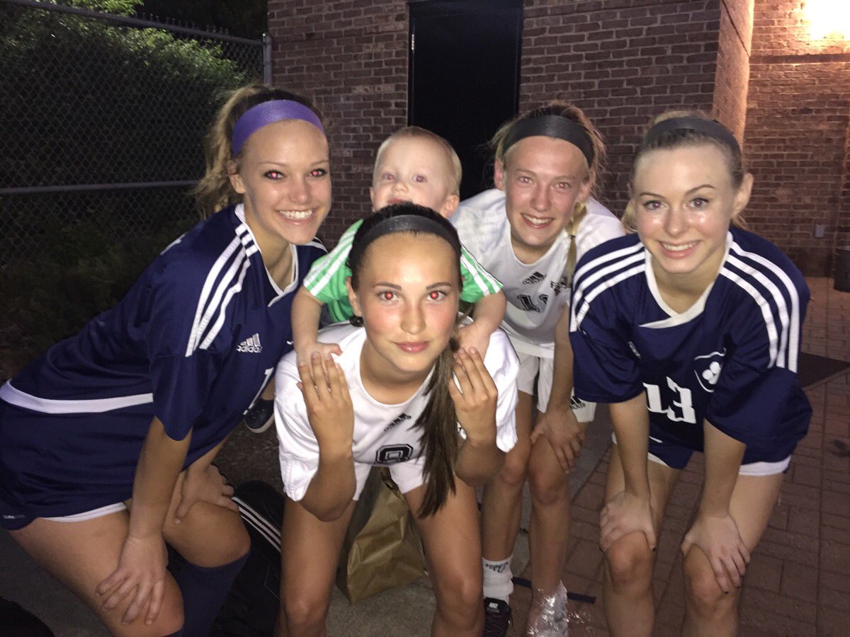 hayyleighh_'s tweet photo. fammmm reunion!!!!! it's been 3 years since I played with all my best friends on one team... love y'all๐๐ #webackk https://t.co/Imo4xzzx4L