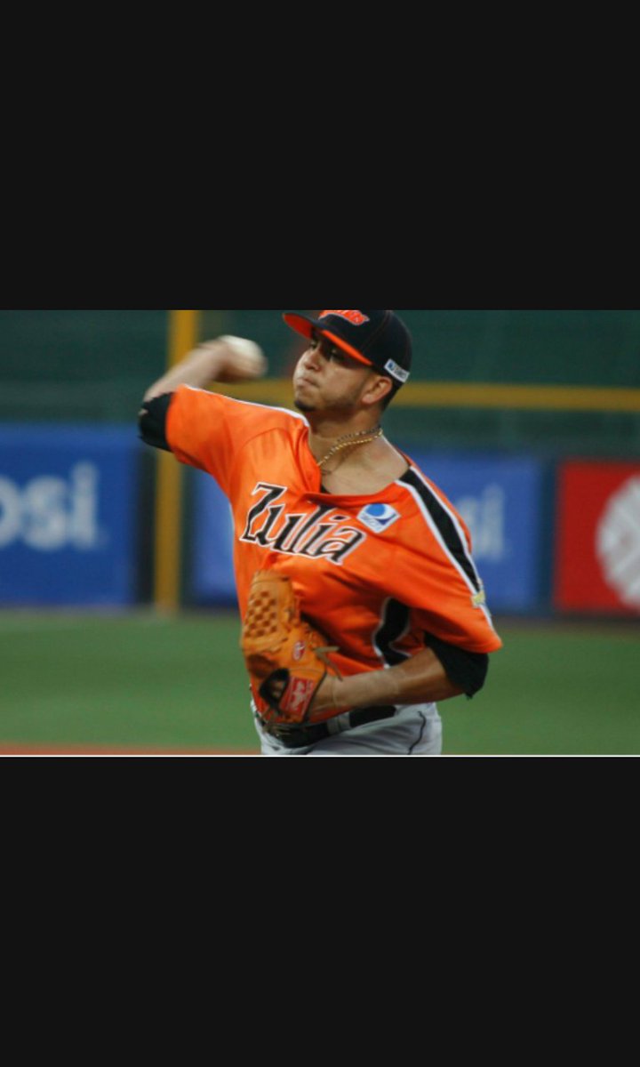 vamostribuuu's tweet photo. Bienvenido @YeiperCastillo a la Familia Caribes de Anzoátegui VAMOS YEIPER VAMOS YEIPER !!! https://t.co/fVXZL7MSHT