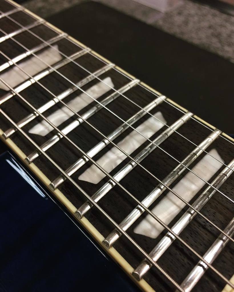 zachselindh's tweet photo. One heck of a day today at #GuitarCenter. One of my favorite repairs of the day was a leve… https://t.co/AnfXGwZvej https://t.co/DfM54mtGs7