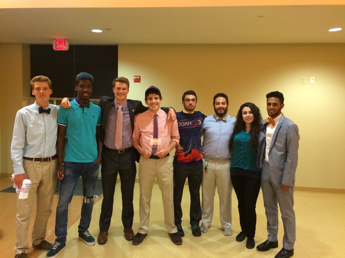 _SoundUltimate's tweet photo. We received the award for best new organization at the SU SGA awards and recognition ceremony!! #GoSound #DBAST https://t.co/LMj8j0FIFo