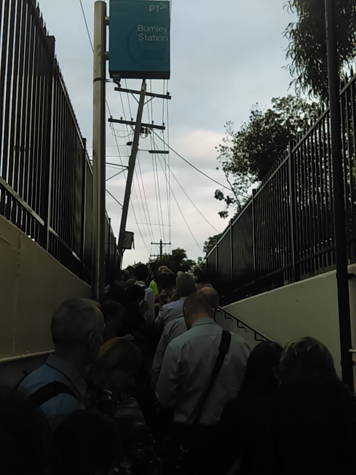 foster_iain's tweet photo. #metrotrains How long for replacement bus @ Burnley https://t.co/lkZdFNYWzP