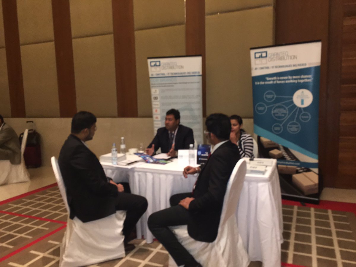 ResellerME's tweet photo. @HPE @GranteqD #GulfSoftwareDistribution during their in-depth meetings
#ResellerMEet https://t.co/sBuCT8oIL4