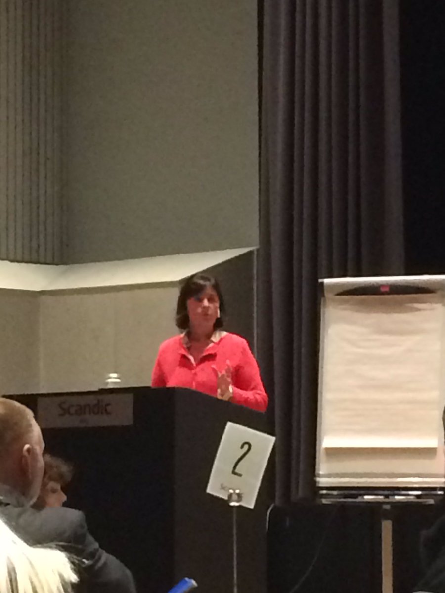 Setter pris på å låne direktøren i dsb i dag, @ryghpedersen på #sikkerhetsdagene! Flott innlegg!