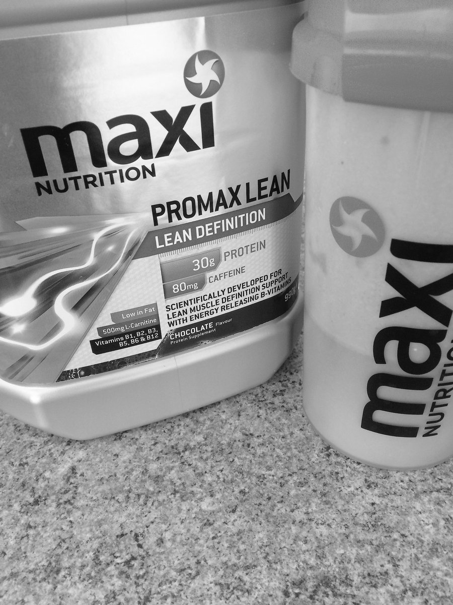 Steve_fitness's tweet photo. Fasted cardio - coffee - porridge - #protein #promaxlean in 2 hours I'll be ready for gym @MaxiNutrition @HustleHut https://t.co/8YTQfskuYC