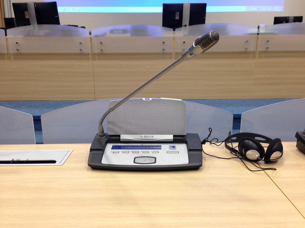 gw_Stina's tweet photo. I feel kind of important ;) #iaps2CERN https://t.co/bFw1iuhO3h