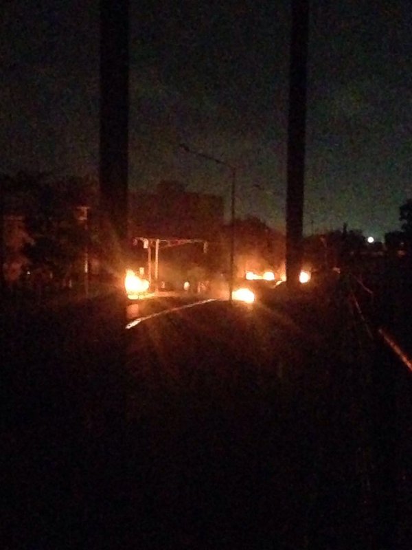 Risitas_LARA's tweet photo. En Palaima en el estado Zulia protestan a lo que son las 10:30PM. https://t.co/EZSk8r9LxB