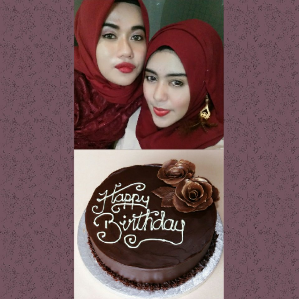 ZeilaMo's tweet photo. Happy b'daya my love umami https://t.co/BoX2YH2baQ