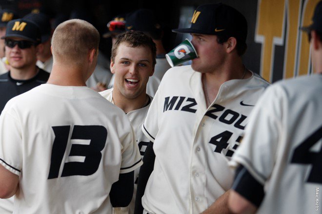 MizzouBaseball's tweet photo. RECAP: #Mizzou Cruises Past In-State Rival Missouri State, 17-9 🐯⚾️💯
https://t.co/yZSbzQ52a1 https://t.co/WtWX7Bof1b