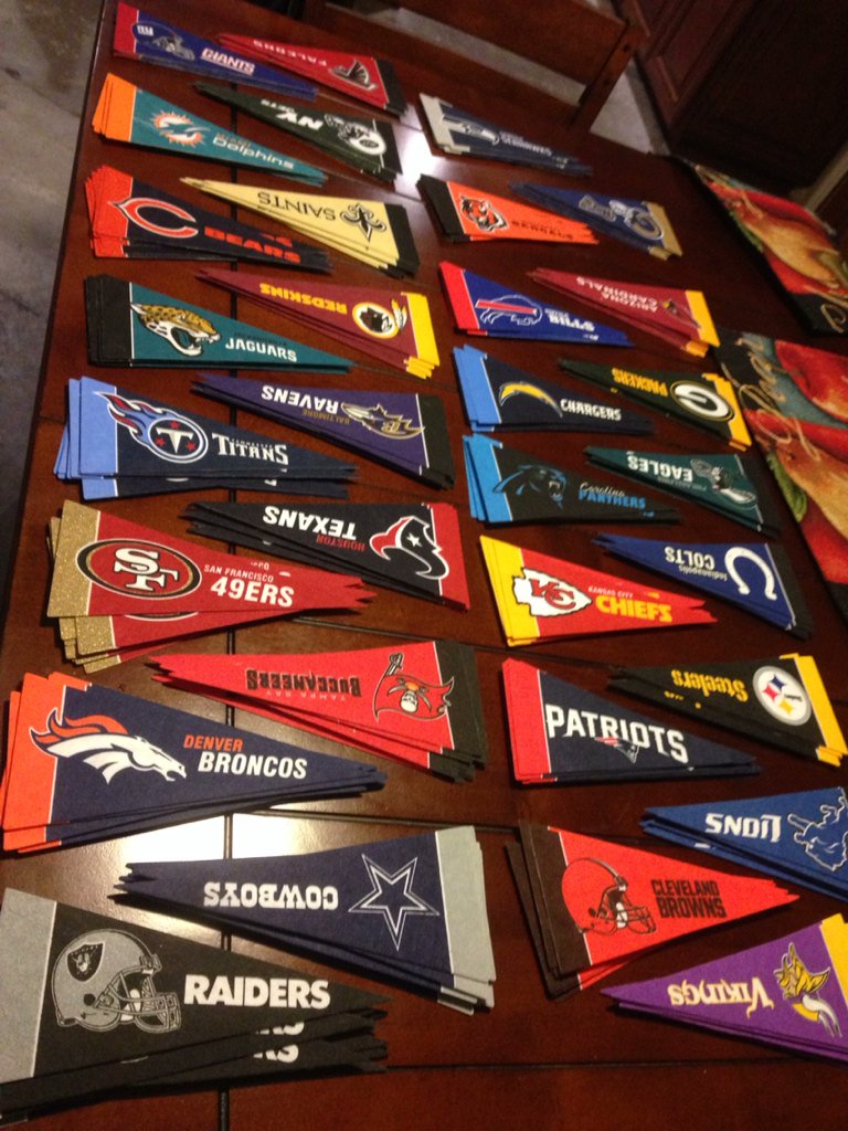NFLFlagVC's tweet image. All teams in the house 🏈 are you ready for some football.