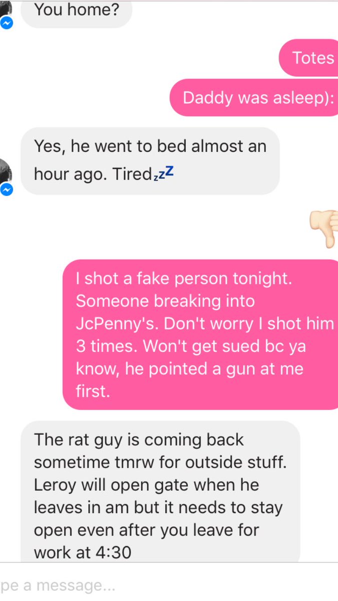 HYounglikeAge's tweet photo. Causally FB messaging my mother.....plz note her response. #simulatorroom https://t.co/SpbYYbPxLI