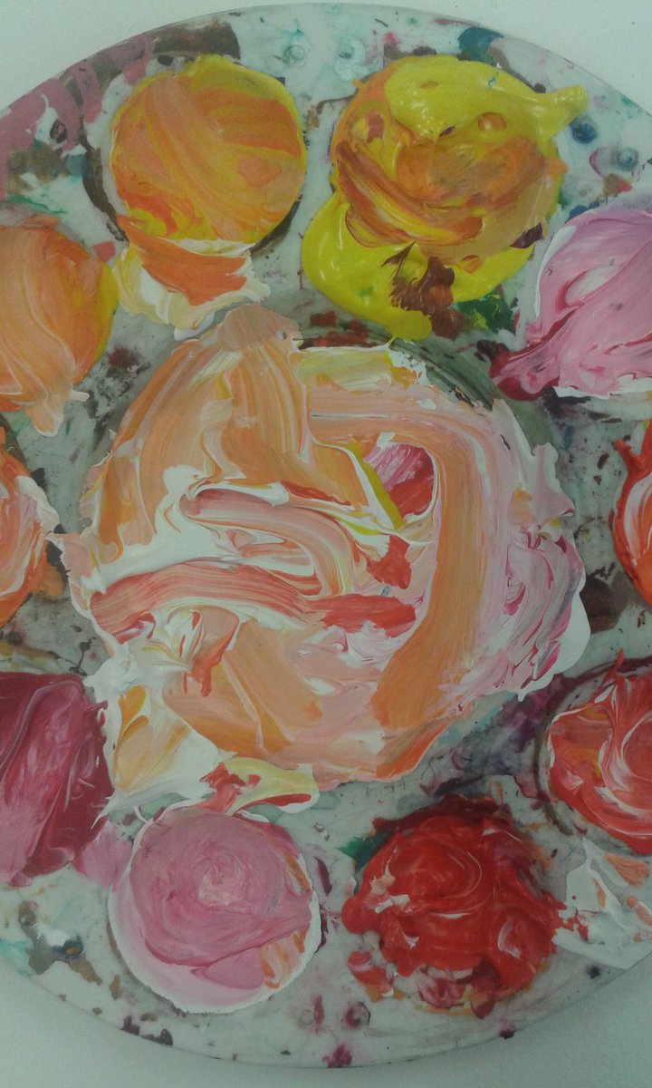 RatcliffRa's tweet photo. Palette swirls https://t.co/qC8ihmajBf