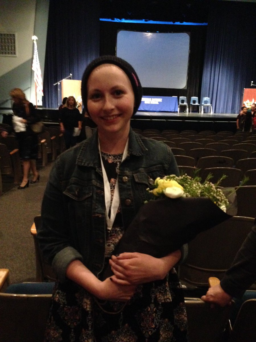 EnochsDrama's tweet photo. Congratulations to @FaZeChillbert for winning an Eddie's award tonight! You go girl! #EddiesAward #EHSDrama https://t.co/RMSoEJUlFS