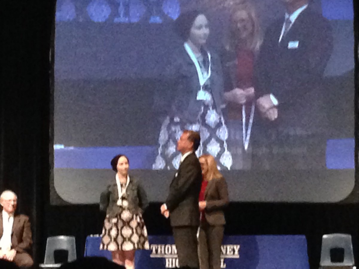 EnochsDrama's tweet photo. Congratulations to @FaZeChillbert for winning an Eddie's award tonight! You go girl! #EddiesAward #EHSDrama https://t.co/RMSoEJUlFS