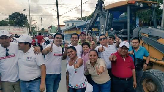 LupitaGuevara9's tweet photo. Acompañando a la Sra@CinthyaOsorioG en su recorrido por Tulum,bienvenida a su casa#JuntosHacemosMas @MauricioGongora https://t.co/rYInbUNlxu
