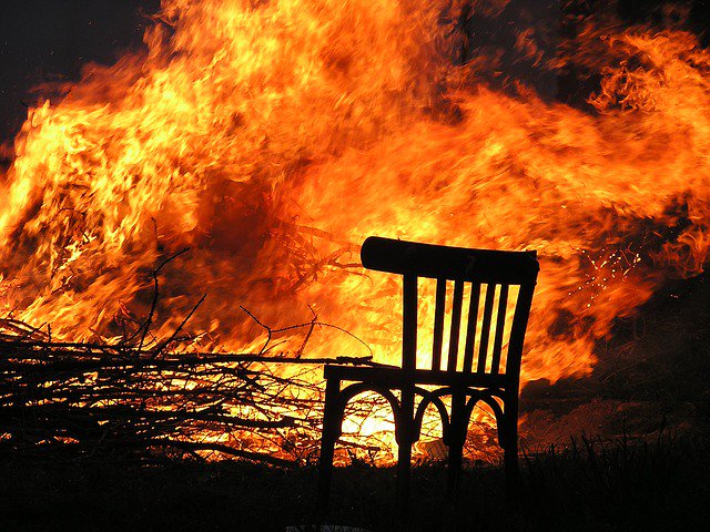 After the damage of a #fire, we have a crew to rebuild what was lost. #pro ow.ly/1085UF