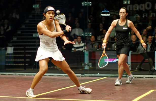 Sports247my's tweet photo. #NicolDavid berpeluh jinakkan #RachelGrinham Kejohanan #Squasy Wanita Dunia #psawwckl https://t.co/Lw1eQ7B0KZ https://t.co/8l4YRKr3gA