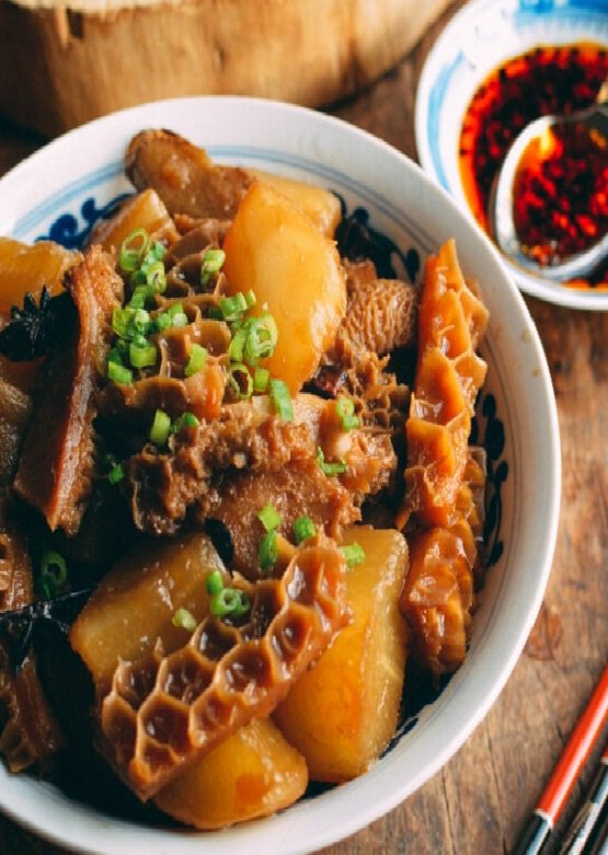 ajaysahoo1981's tweet photo. @ocmulund Dim Sum Tripe Stew is one of those dishes that everyone love #FoodSamurai #ContestAlert #Orientalfood https://t.co/mQdUdjFkSt