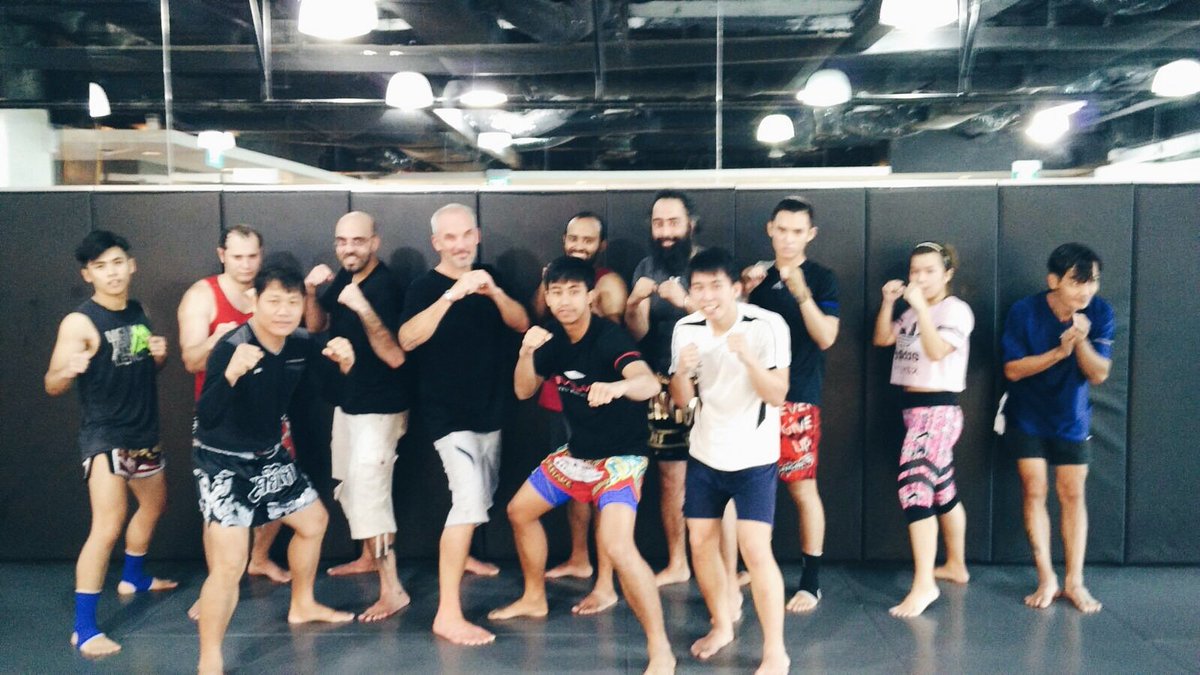 NestIdeas's tweet photo. Sound body, sound mind. Our AIA/KM cohort is starting the day right with some good ol' Muay Thai. #aiakmaccelerator https://t.co/ShLyCaHAXU