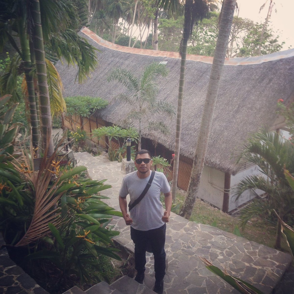 joelbrownn's tweet photo. #sabangisland https://t.co/UEL7j7sxej