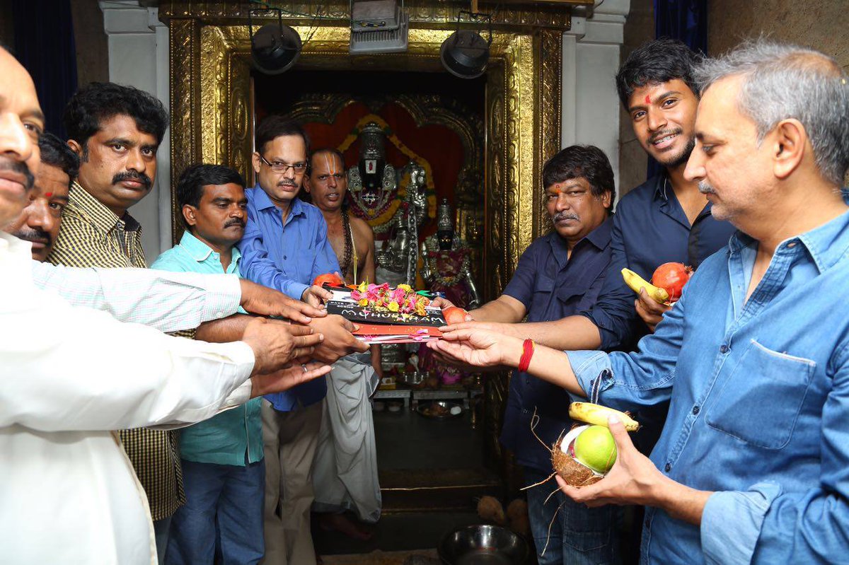 SrichakraFilms's tweet photo. Our New Movie Formal Pooja Launch Today #Nakshatram https://t.co/pPO502ZJA6