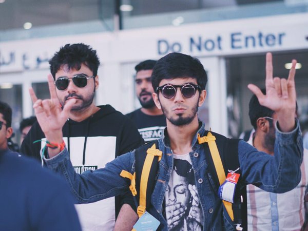 Anirudh_FP's tweet photo. Yoyo #Anirudh Arrives At Dubai for #AnirudhLiveinDubai !! https://t.co/uak1xo6ptF