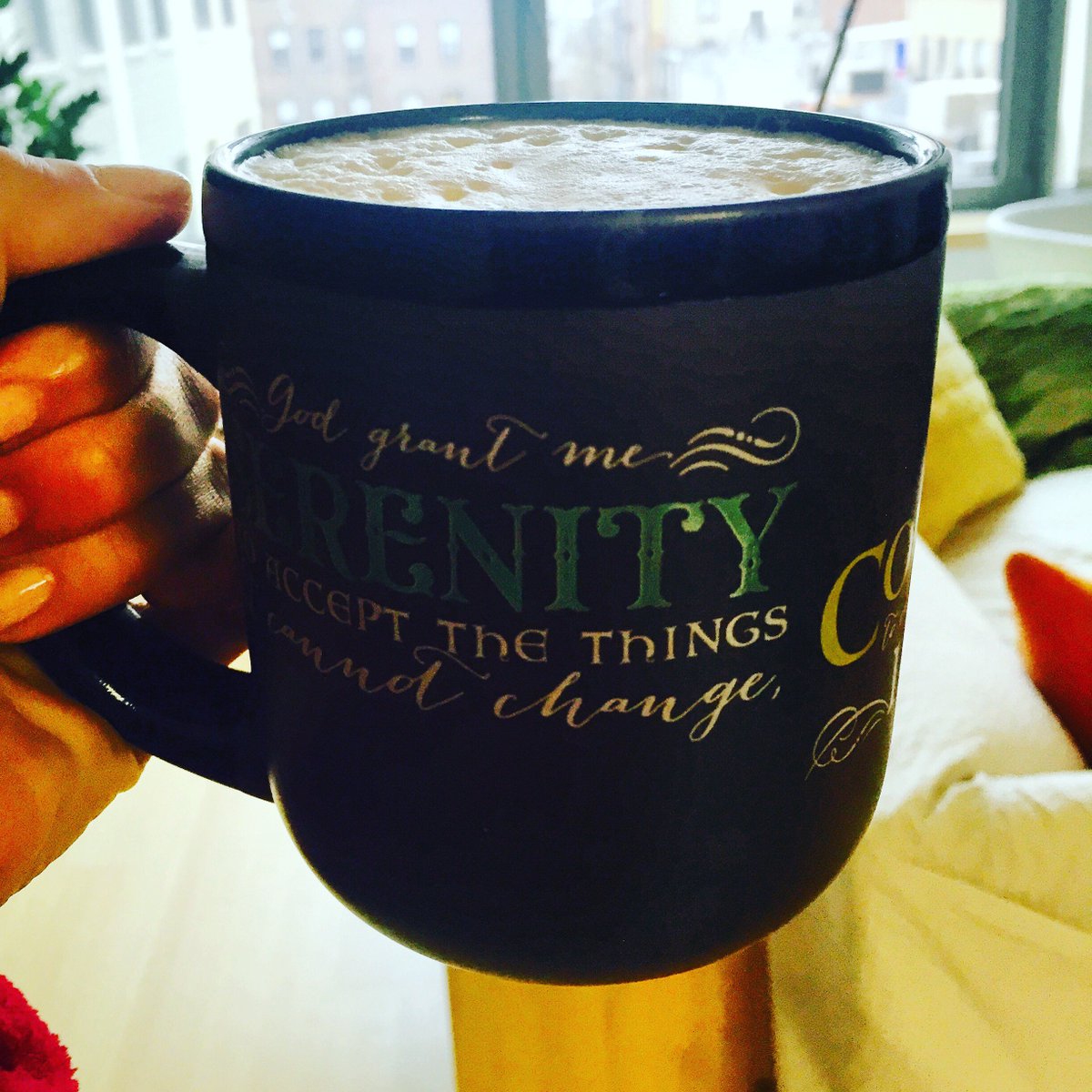 kevyninmotion's tweet photo. Cheers to a delicious day!! ❤️☕️ https://t.co/lnaVXxcphD