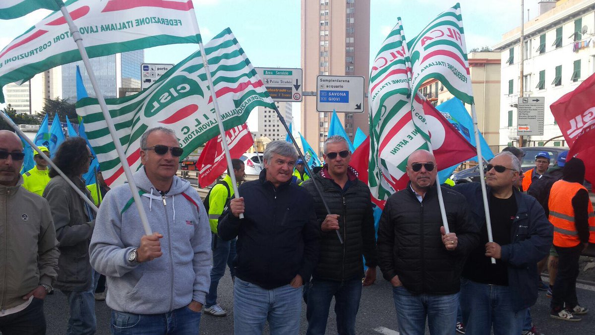 FilcaCisl's tweet image. #Sciopero concessionarie autostradali, manifestazioni in corso a #Genova ed #Ancona. @CislNazionale @conquistepromo