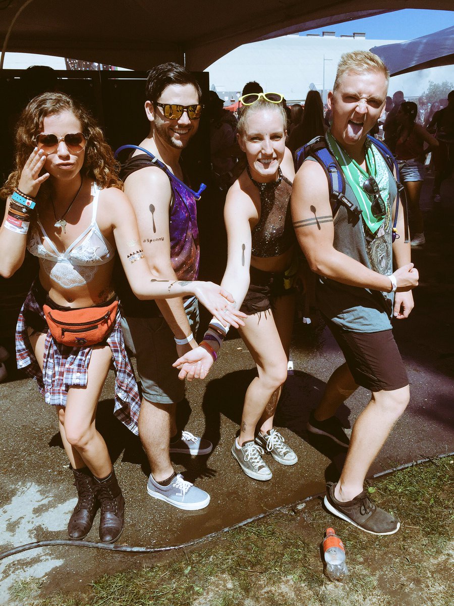 shelbyeforman's tweet photo. In honor of the hard summer lineup being posted earlier today, here's a throwback to last year😍😍😍 #hsmf16 https://t.co/zR8qELjlko