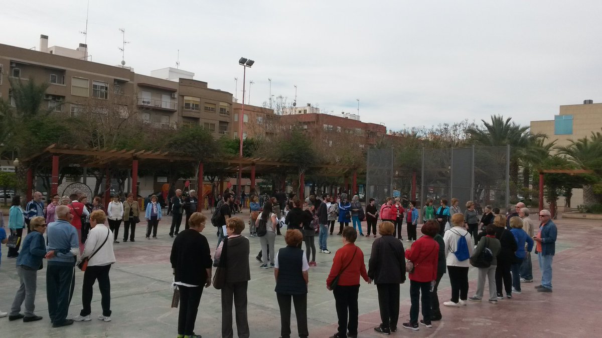 María de la Torre tweet media