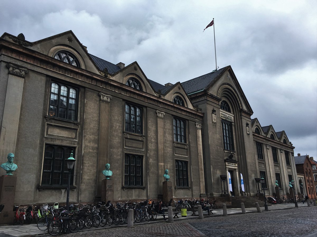 SynapseManagers's tweet photo. Good morning! Starting the 2nd day of the #ECTB2016 at the @uni_copenhagen with a very good programme. Stay tuned. https://t.co/55ZHsPRVJ4