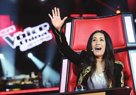 NewsViet's tweet photo. Cãi nhau lớn, The Voice TQ nguy cơ có 2 chương trình 1 năm - https://t.co/1Hbncir3ES https://t.co/pZoa9DlsMp