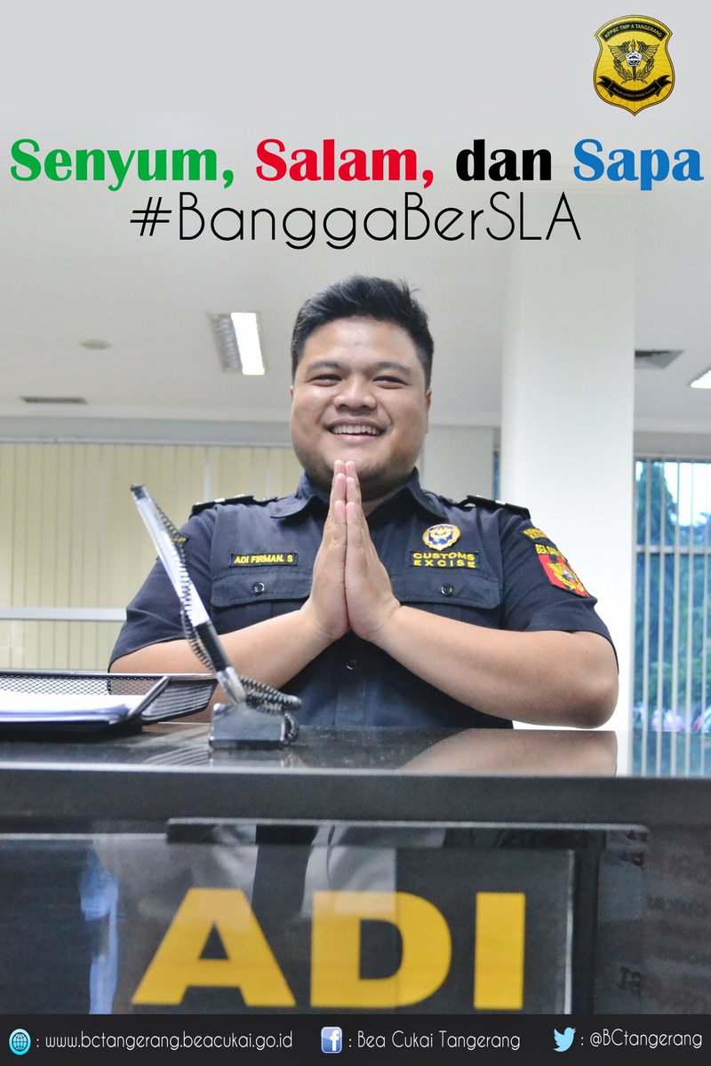 Melayani dengan senyum, salam, dan sapa untuk pelayanan prima #BanggaBerSLA ( cc: <a href="/adifirmano/">Adi</a> )