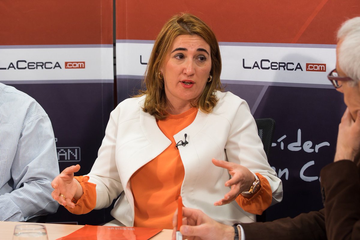 La_Cerca's tweet photo. #Vídeo #TertulianosEnLaRed pone en valor la apuesta por la producción ecológica en #CLM
https://t.co/YeSLJESLKU https://t.co/LFhwO0IEuz
