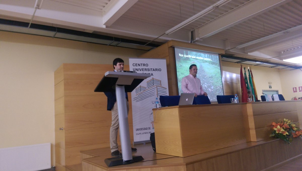 CUMe_UEx tweet media