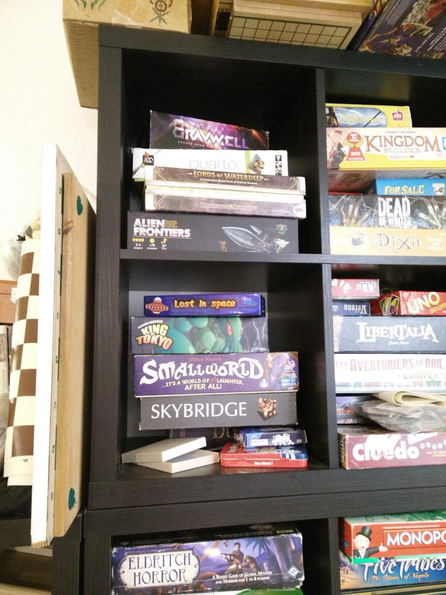 MentalElem's tweet photo. A prototype by thegamecrafter of Lost in Space,
at of "Drakos tou Kafe" coffee shop
#madner #lostinspace #prototype https://t.co/JxB0wpgjpX
