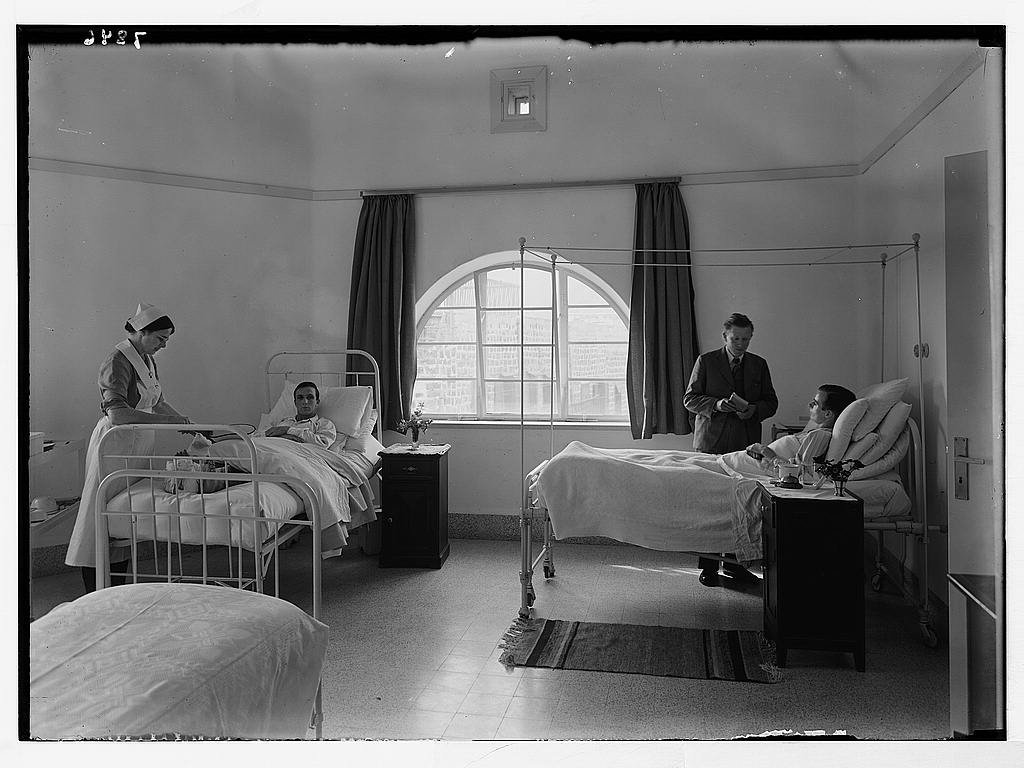1916_tcanning's tweet photo. In Patrick Dun's with a ward full o' British soldiers - Jaysus! #rattedout #DMPwatch
#1916Today #TweetTheRising https://t.co/qdmKlSOC3e