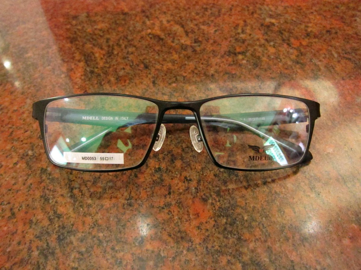 MDELL
MD0053
COL.1
Original
Rp. 1.135.000.-
Hp/wa : 081317679897 
#eyewear #kacamata